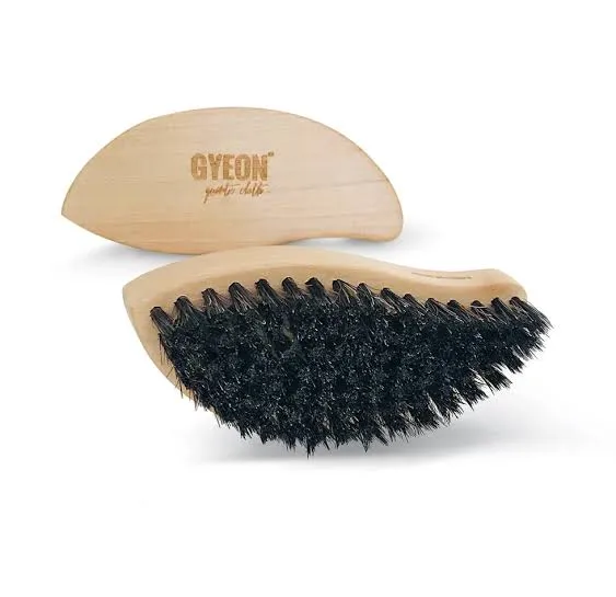 GYEON Q²M LEATHER BRUSH
